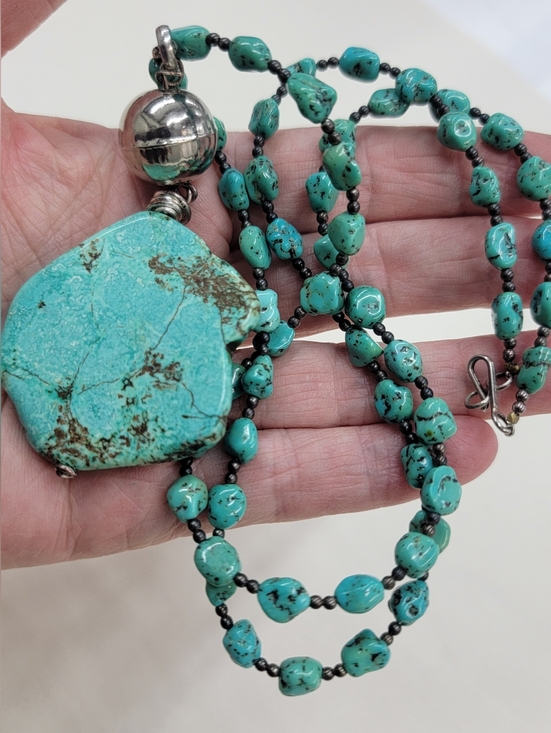 Turqoise Necklace With Large Chunk Turquiose Drop Artisian - Picture 6 of 10